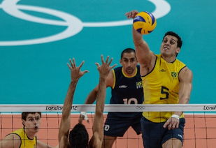 2012年伦敦奥运会男排冠军，巴西队的黄金一代