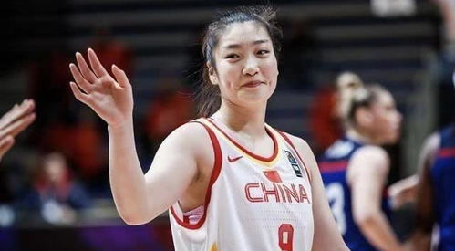 中国女篮名单揭晓,新老交替迎战国际赛场,核心阵容力争奥运佳绩 中国女篮名单揭晓,新老交替迎战国际赛场,核心阵容力争奥运佳绩