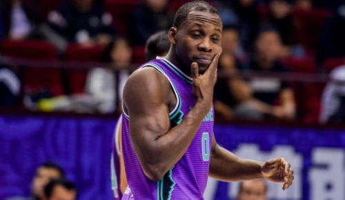 CBA传奇外援哈德森身高之谜，1米91的身高如何铸就CBA历史得分王？