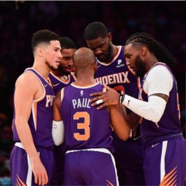 18岁的天选之子,勒布朗·詹姆斯进入NBA的年龄与传奇起点 18岁的天选之子,勒布朗·詹姆斯进入NBA的年龄与传奇起点