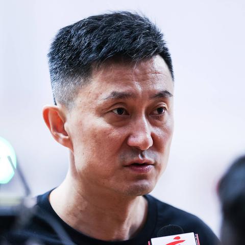 中国十大篮球明星排名，篮坛风云人物巡礼