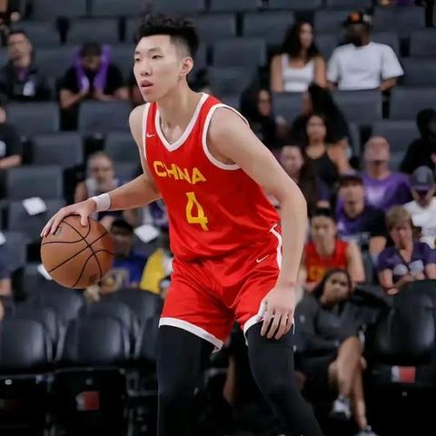 中国篮球历史上最厉害的后卫是谁？